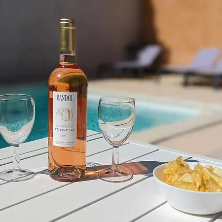 -la Madile- Piscine Chauffee Villa *